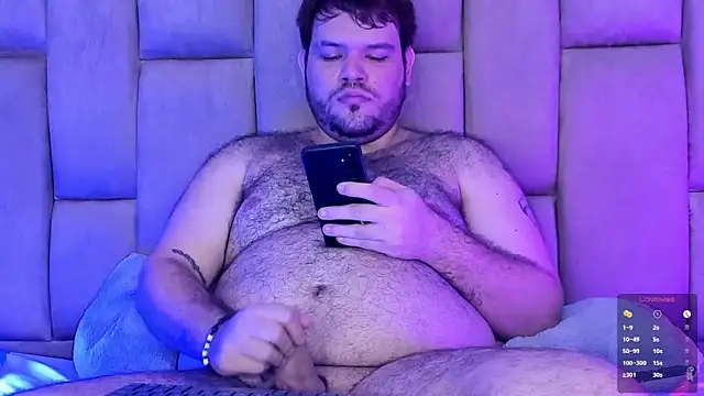 Snapshot of big_bearr chatting on 17, 5, 2026 big bearr online show from 17, 5, 2026
