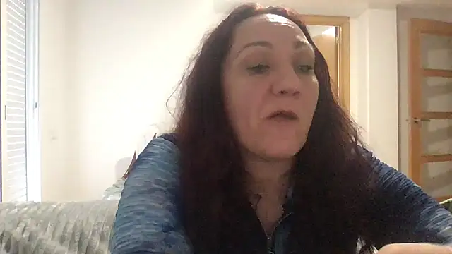 paula19800 online show from 8, 11, 2025