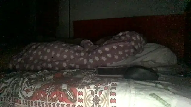 paula19800 online show from 29, 11, 2025