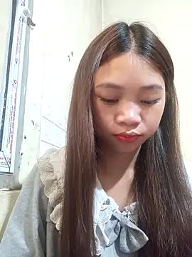 Mayy1 online show from 9, 11, 2025