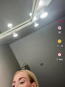 Snapshot of MaryDavies chatting on 15, 7, 2026 MaryDavies online show from 15, 7, 2026