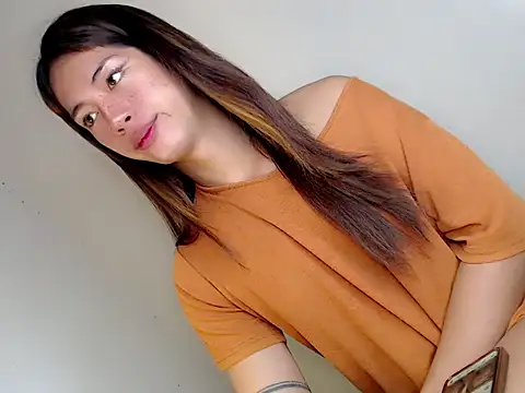 ashley bombshell online show from 4, 3, 2026