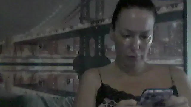 Selirine online show from 4, 10, 2025