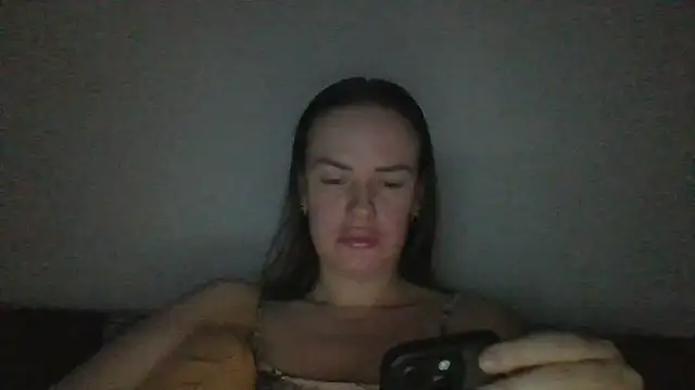 Veylonna online show from 2, 11, 2025