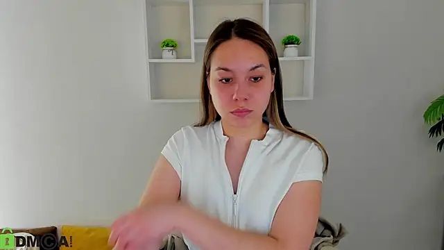 Snapshot of Al1ice_Moures chatting on 13, 10, 2025 Al1ice Moures online show from 13, 10, 2025