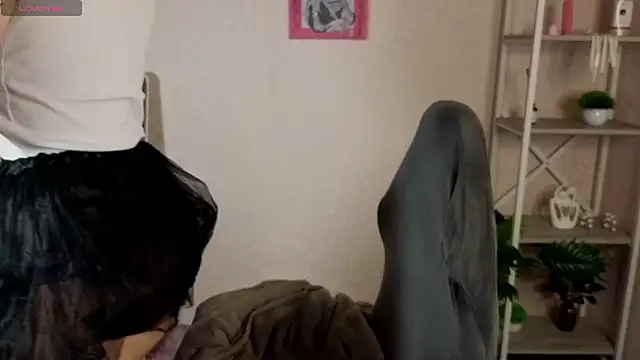 Al1ice Moures online show from 7, 3, 2026