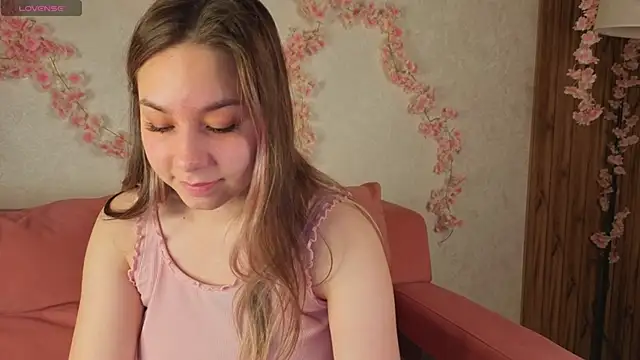 Snapshot of Al1ice_Moures chatting on 20, 11, 2025 Al1ice Moures online show from 20, 11, 2025