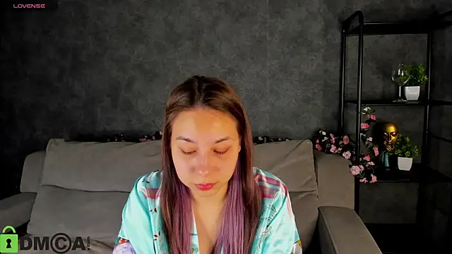 Snapshot of Al1ice_Moures chatting on 29, 10, 2025 Al1ice Moures online show from 29, 10, 2025