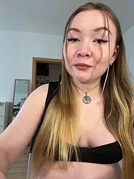 Amalie Smith online show from 16, 6, 2026