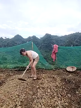 Snapshot of Meomeo-meo chatting on 23, 10, 2025 Meomeo-meo online show from 23, 10, 2025