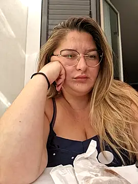 HornyBella88 online show from 19, 10, 2025