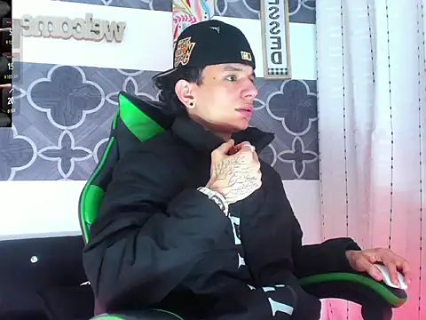 Skinny batman online show from 2, 12, 2025