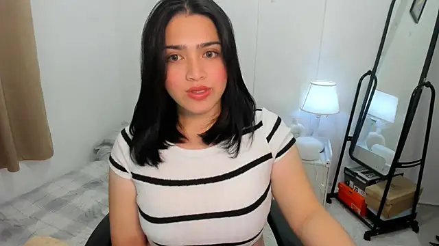 BubbbleButtDemi online show from 7, 11, 2025