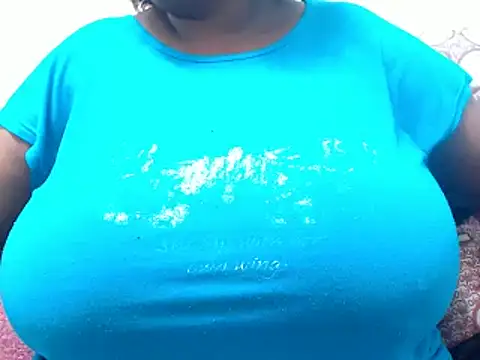 JuicyBigBoobz online show from 23, 9, 2025