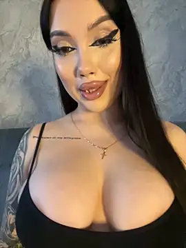 kiss Lissa online show from 1, 2, 2026