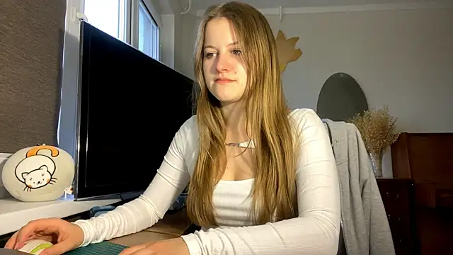 DarlenaRhett online show from 6, 10, 2025