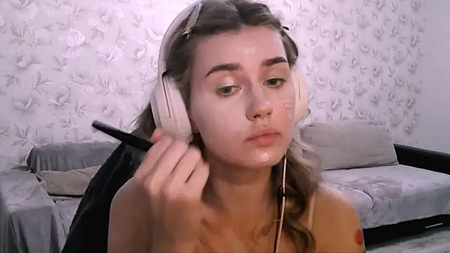 JerrieLoosle online show from 4, 10, 2025
