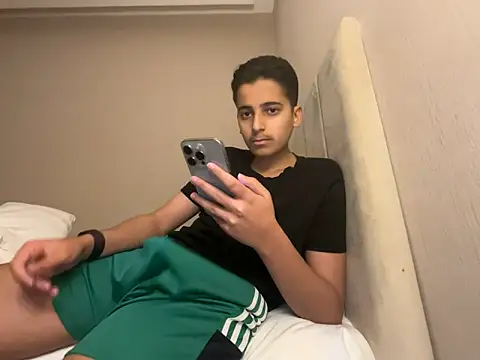 Snapshot of bemjmen chatting on 25, 10, 2025 bemjmen online show from 25, 10, 2025