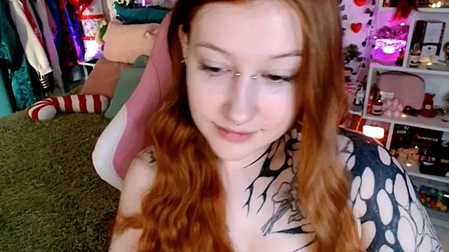 Ayla Hicks online show from 18, 4, 2026