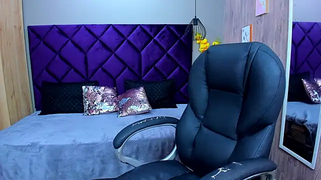 ChloeCampbell03 online show from 16, 11, 2025