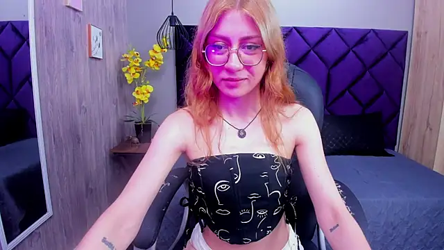 ChloeCampbell03 online show from 2, 10, 2025