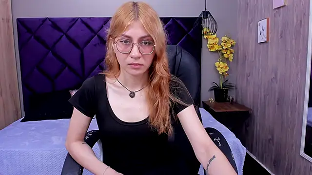 ChloeCampbell03 online show from 30, 10, 2025