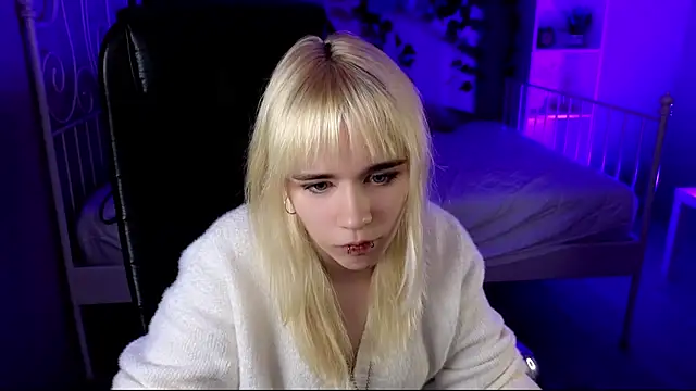 Shuhua Meow online show from 3, 10, 2025