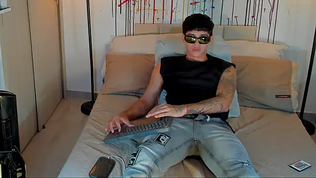 damian xxxl online show from 3, 11, 2025