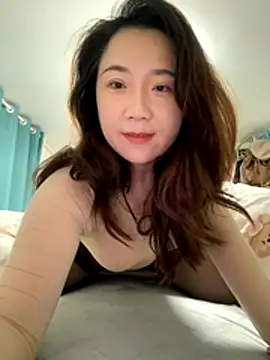 Momo-9988 online show from 5, 12, 2025