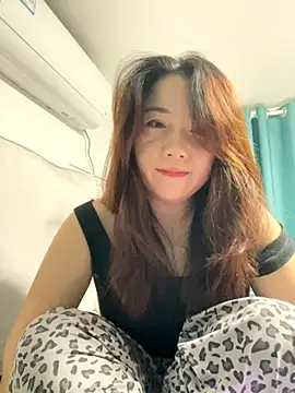 Snapshot of Momo-9988 chatting on 16, 10, 2025 Momo-9988 online show from 16, 10, 2025