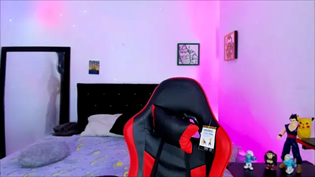 Snapshot of Adams_Collins chatting on 30, 9, 2025 Adams Collins online show from 30, 9, 2025