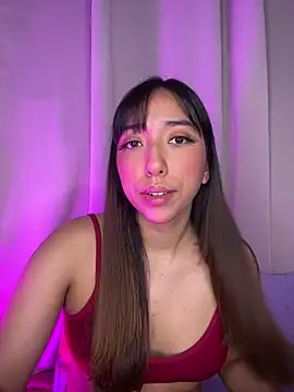 Snapshot of emily__walker chatting on 3, 5, 2026 emily walker online show from 3, 5, 2026