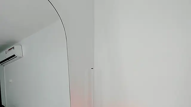 Snapshot of emily__walker chatting on 5, 6, 2026 emily walker online show from 5, 6, 2026