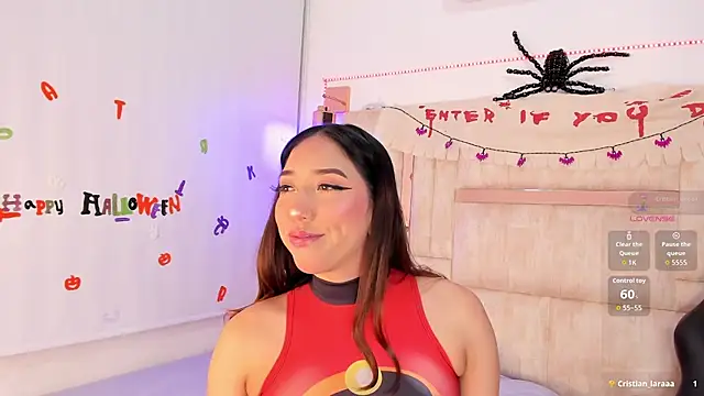 emily  walker online show from 25, 10, 2025