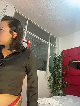 liz and thiago online show from 3, 10, 2025