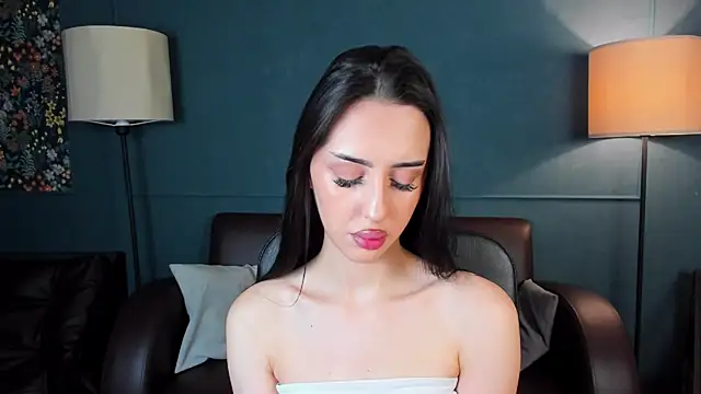 LisaFoxie online show from 10, 10, 2025