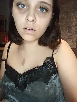 kisette online show from 23, 9, 2025