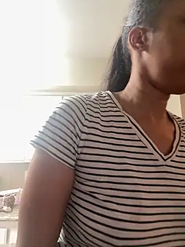 YeahhhitsBreezy online show from 7, 3, 2026