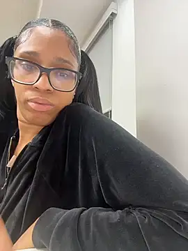 YeahhhitsBreezy online show from 20, 3, 2026