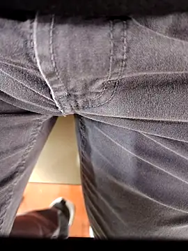 Gigolo31per31 online show from 4, 11, 2025