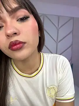 Samantha Hans online show from 3, 7, 2026