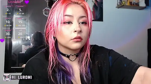 Snapshot of Iluromi chatting on 5, 5, 2026 Iluromi online show from 5, 5, 2026