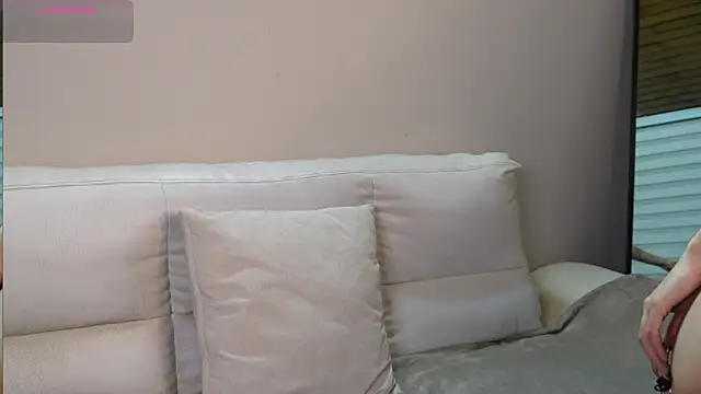 Snapshot of cherry_bunnyx chatting on 5, 5, 2026 cherry bunnyx online show from 5, 5, 2026