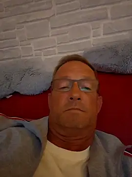 Snapshot of TommyTom76 chatting on 26, 9, 2025 TommyTom76 online show from 26, 9, 2025