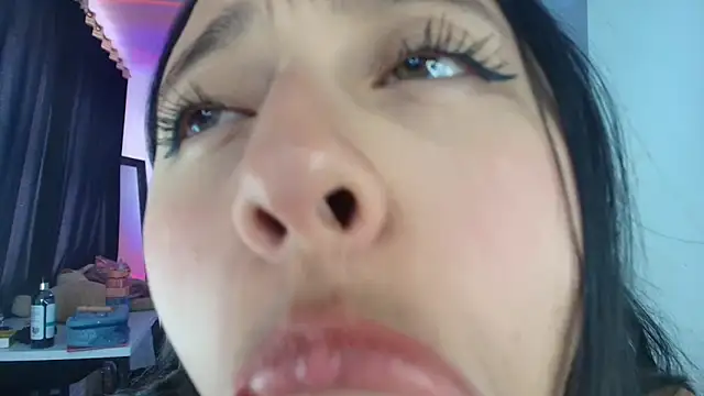 Hinata 21  online show from 6, 2, 2026