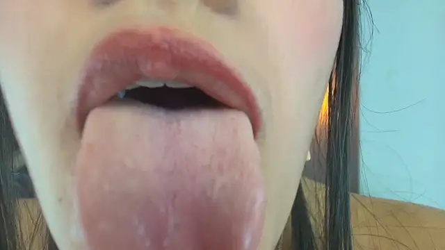 Hinata 21  online show from 6, 3, 2026