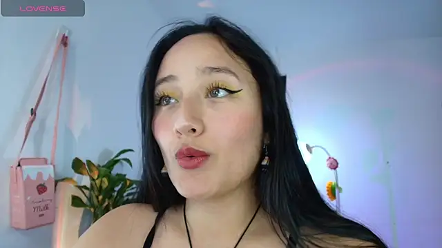 Hinata 21  online show from 2, 12, 2025