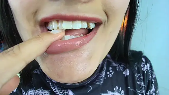 Hinata 21  online show from 3, 3, 2026