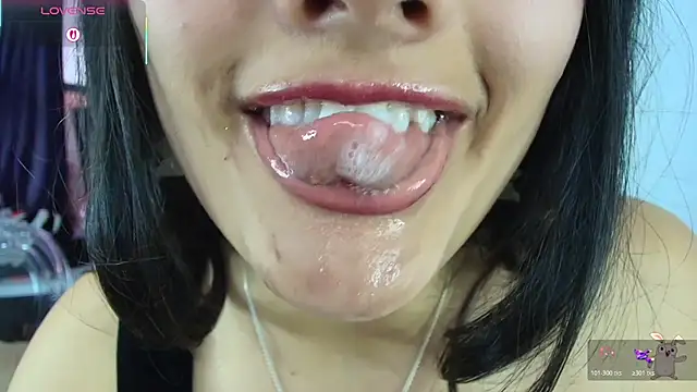 Hinata 21  online show from 24, 2, 2026