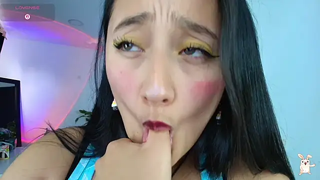 Hinata 21  online show from 15, 12, 2025